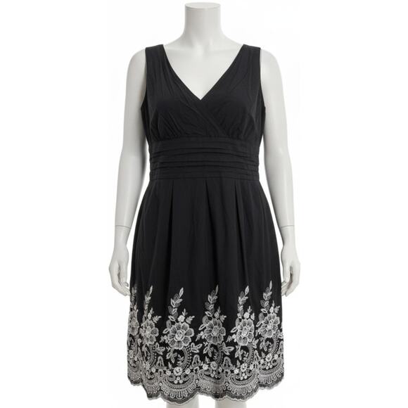 DressBarn Dress Womens 16 Black Embroidered Hem V-Neck Fit and Flare Babydoll - Picture 1 of 7